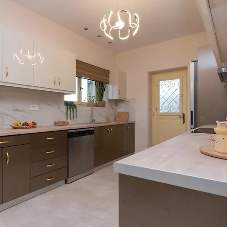 Villa Aurum Luxury Voz By Elite