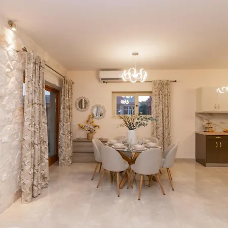 Aurum Luxury Voz By Elite