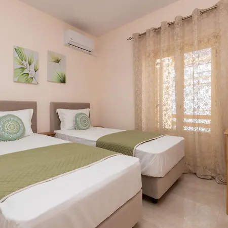 Villa Aurum Luxury Voz By Elite